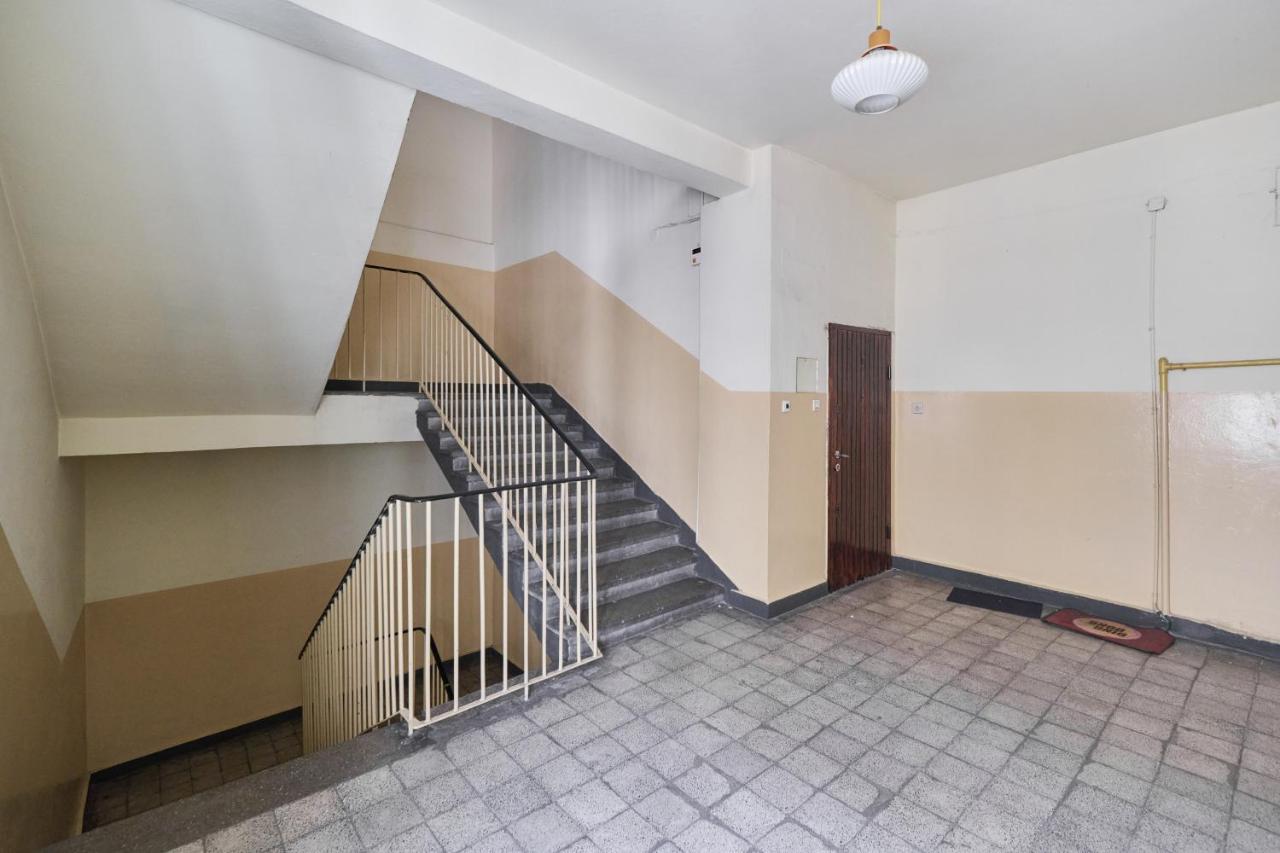 Apartment Center By Renters Breslau